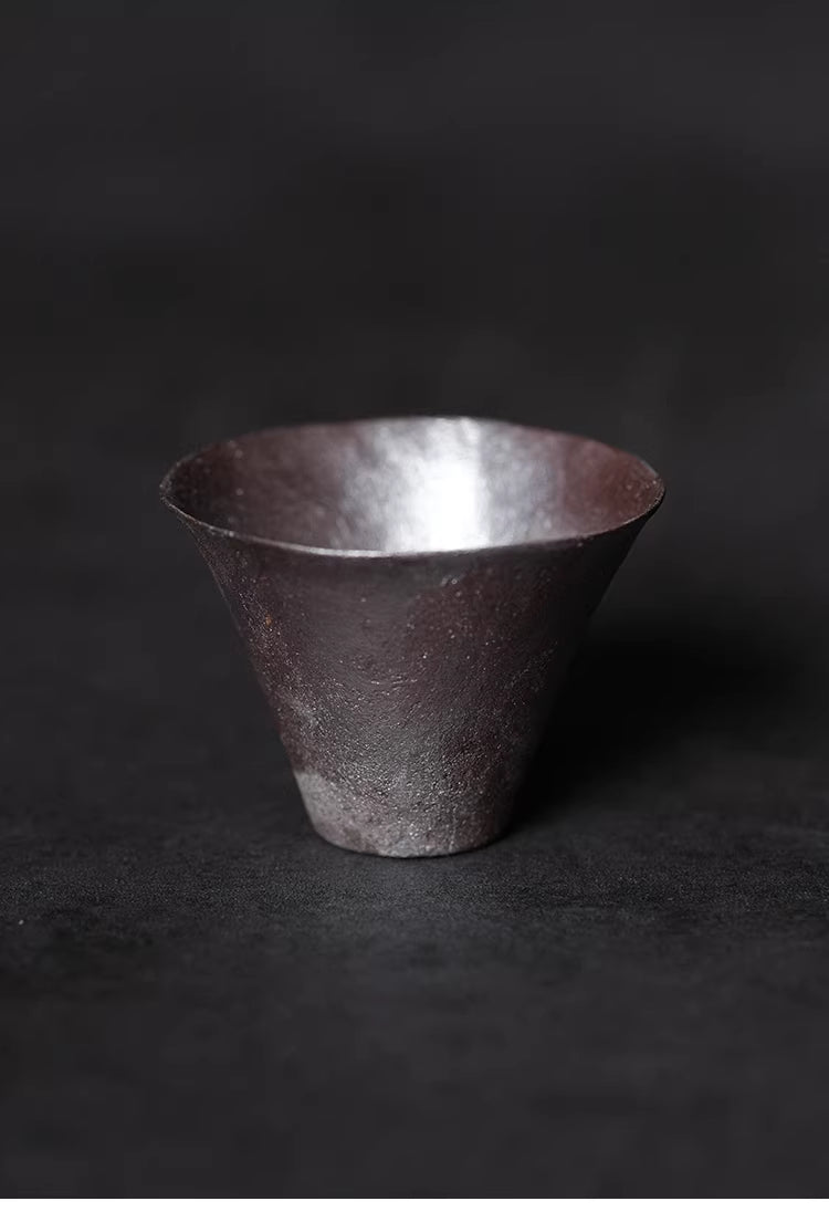 吳燕輝手拓薄胎柴燒馬蹄杯