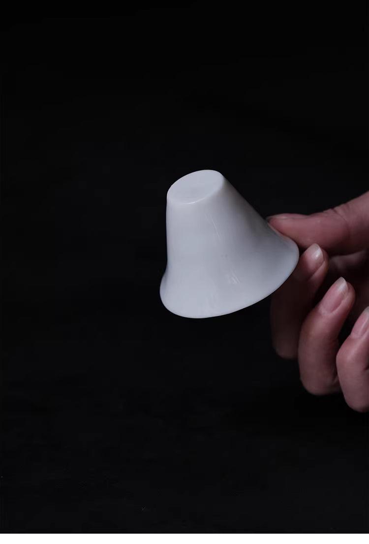 吳燕輝手拓薄胎柴燒馬蹄杯